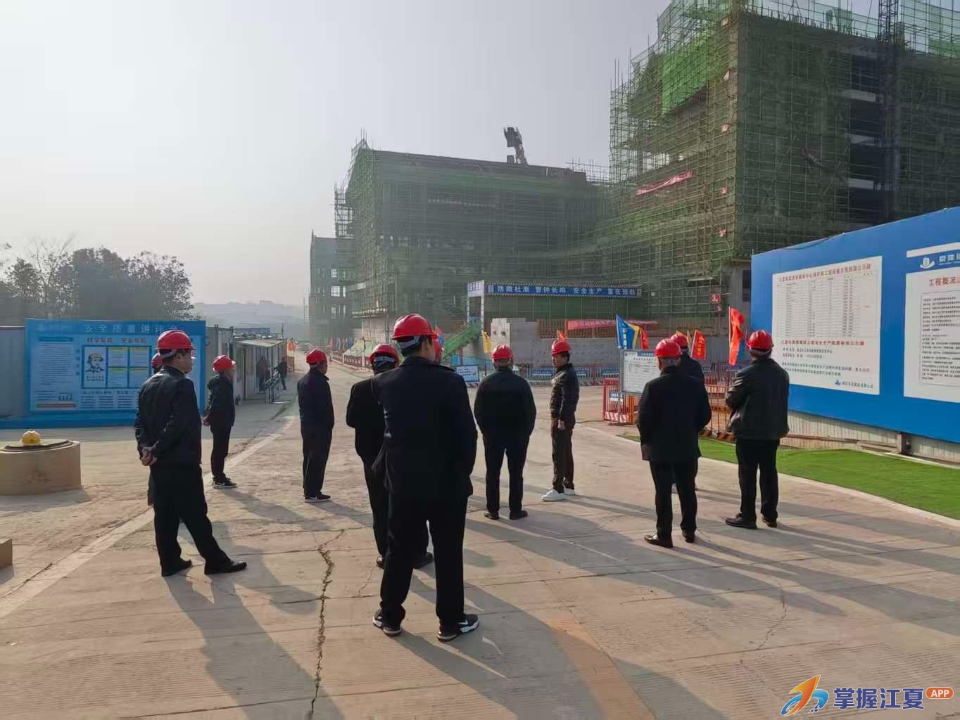 深入一线问需问策，江夏区政协山坡街联络委组织委员开展会前走访调研