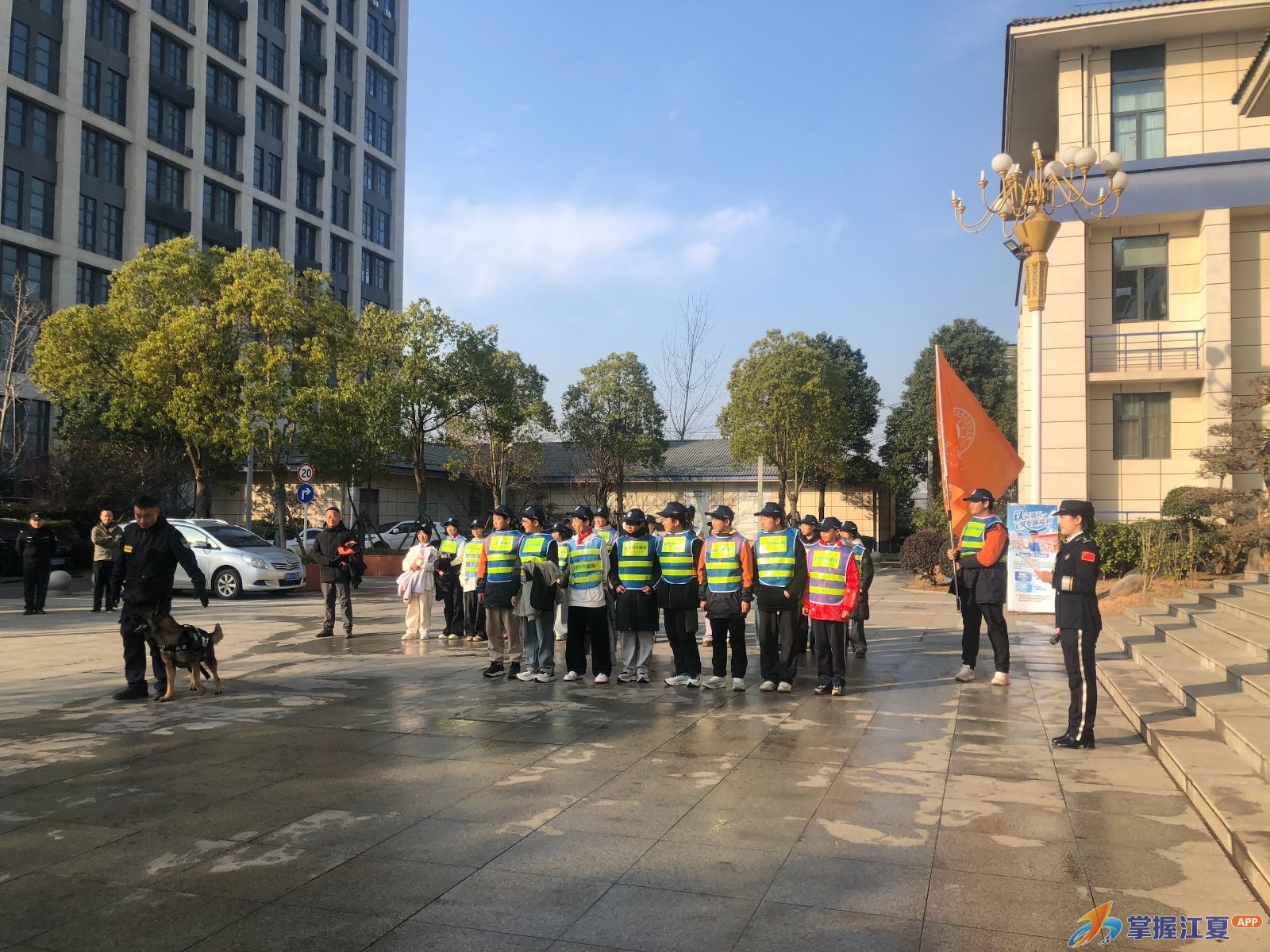 警营开放日点燃少年警察梦