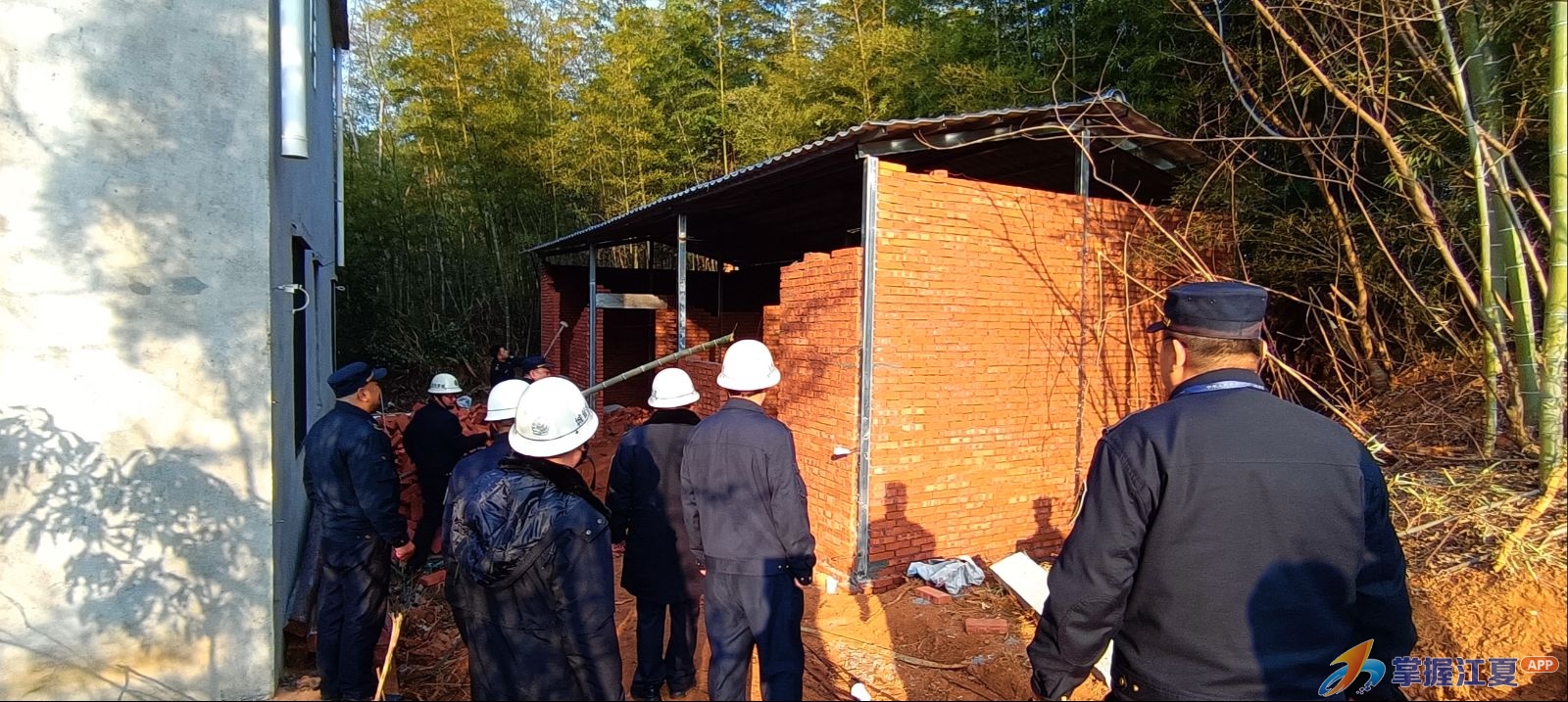 湖泗街“零容忍”拆违护红线 重拳整治两起违法建设