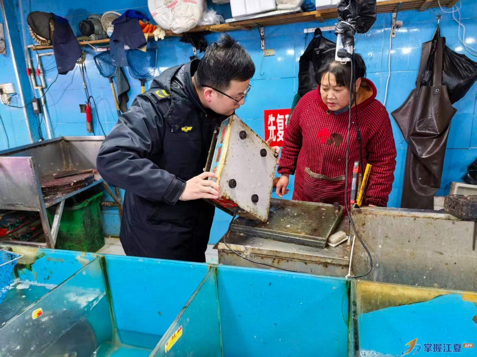 庙山市场监管所开展节前农贸市场计量专项检查