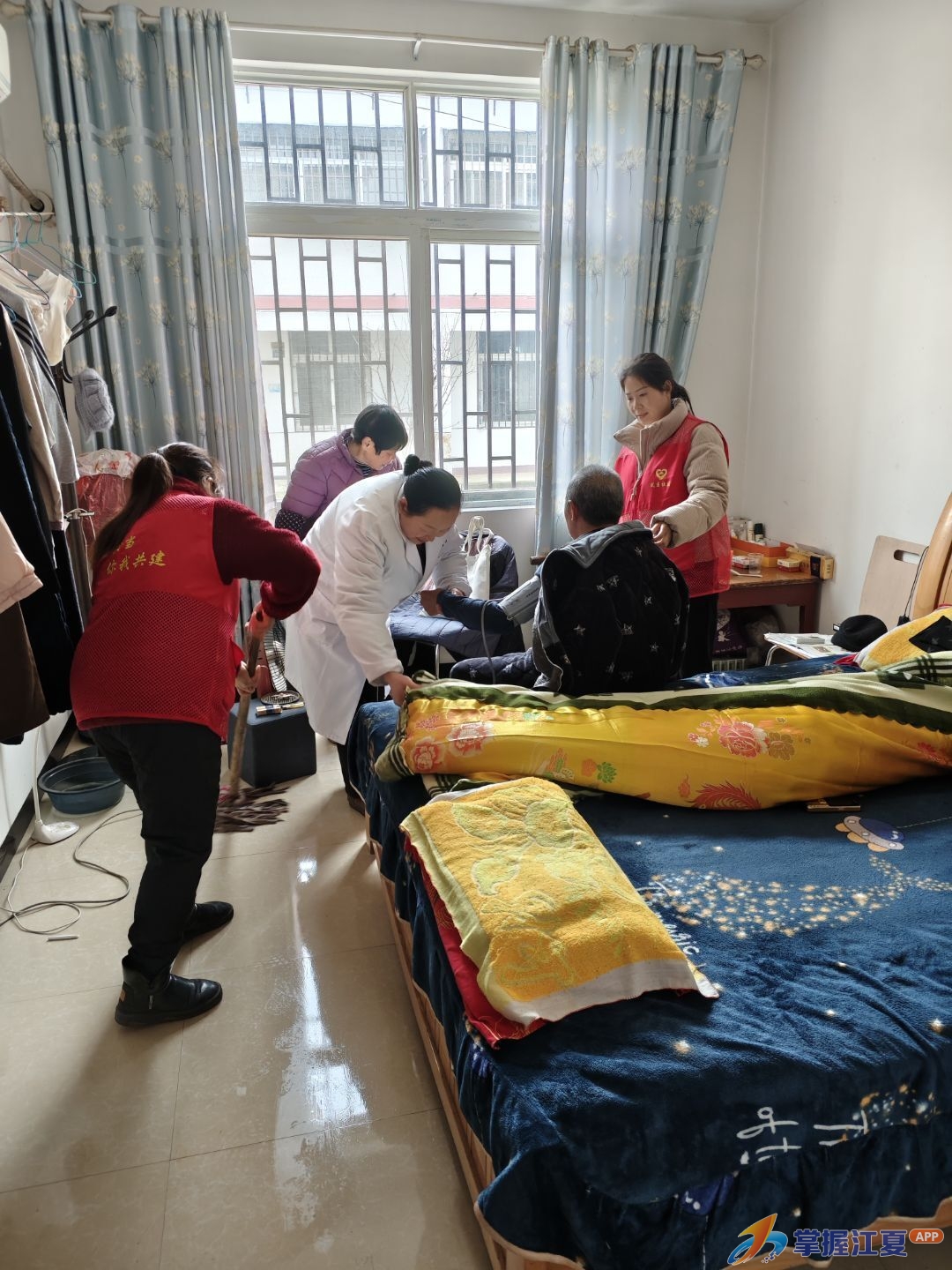 传承雷锋精神 共建和谐社区——武当社区开展“3·5学雷锋”志愿服务活动