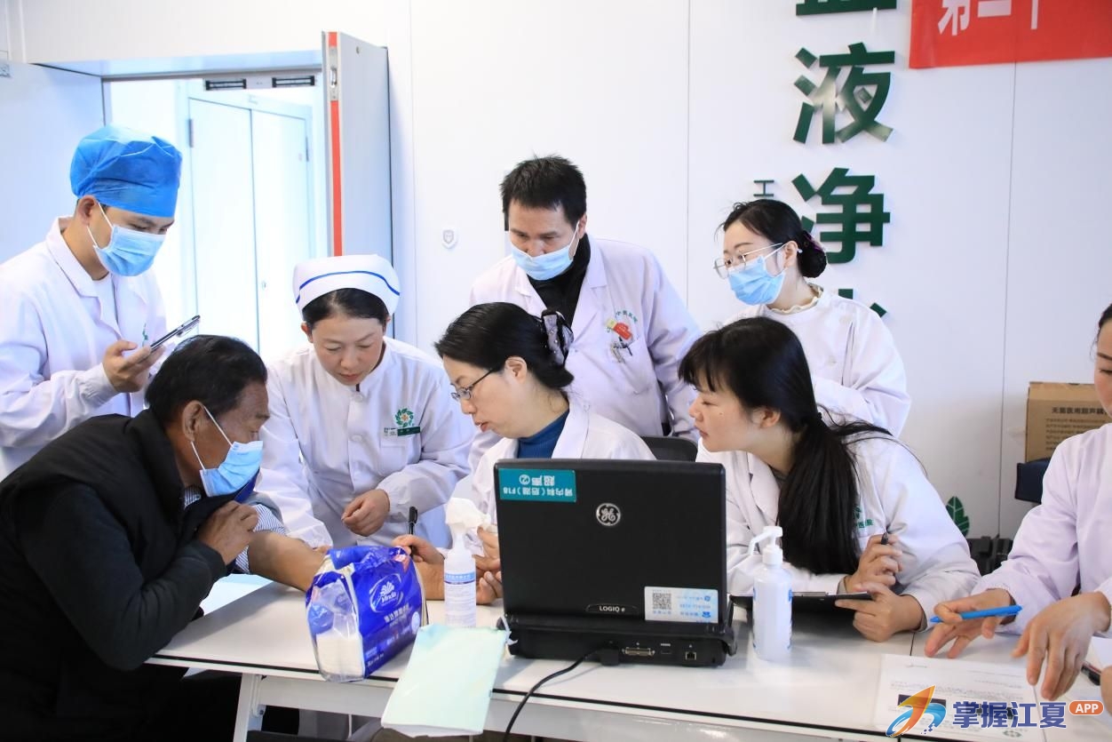 “家门口看名医，课堂上学知识！”江夏区中医医院世界肾脏日活动获患者点赞