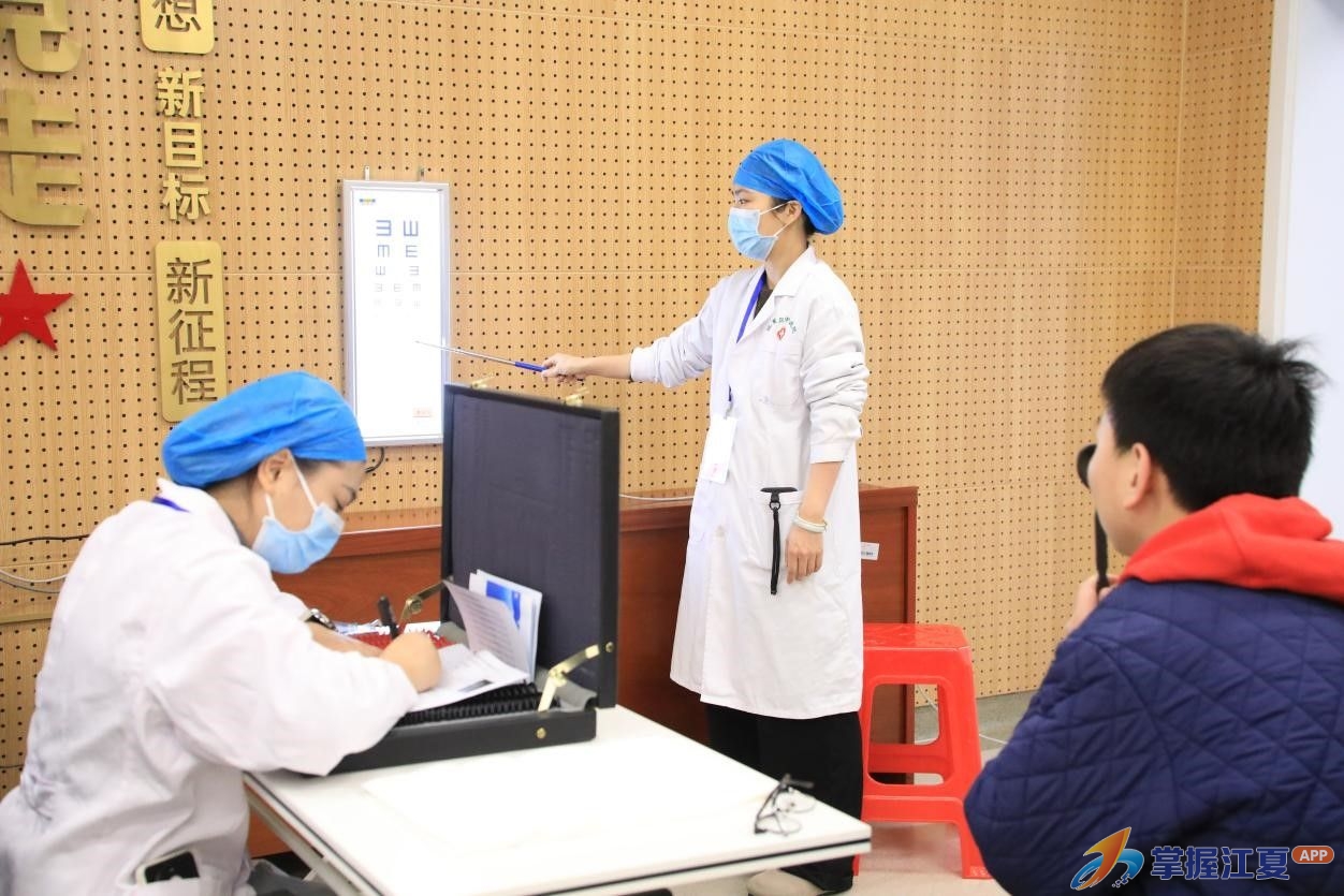 9天服务3563名考生！江夏区中医医院“院内定点+入校服务”护航高考体检