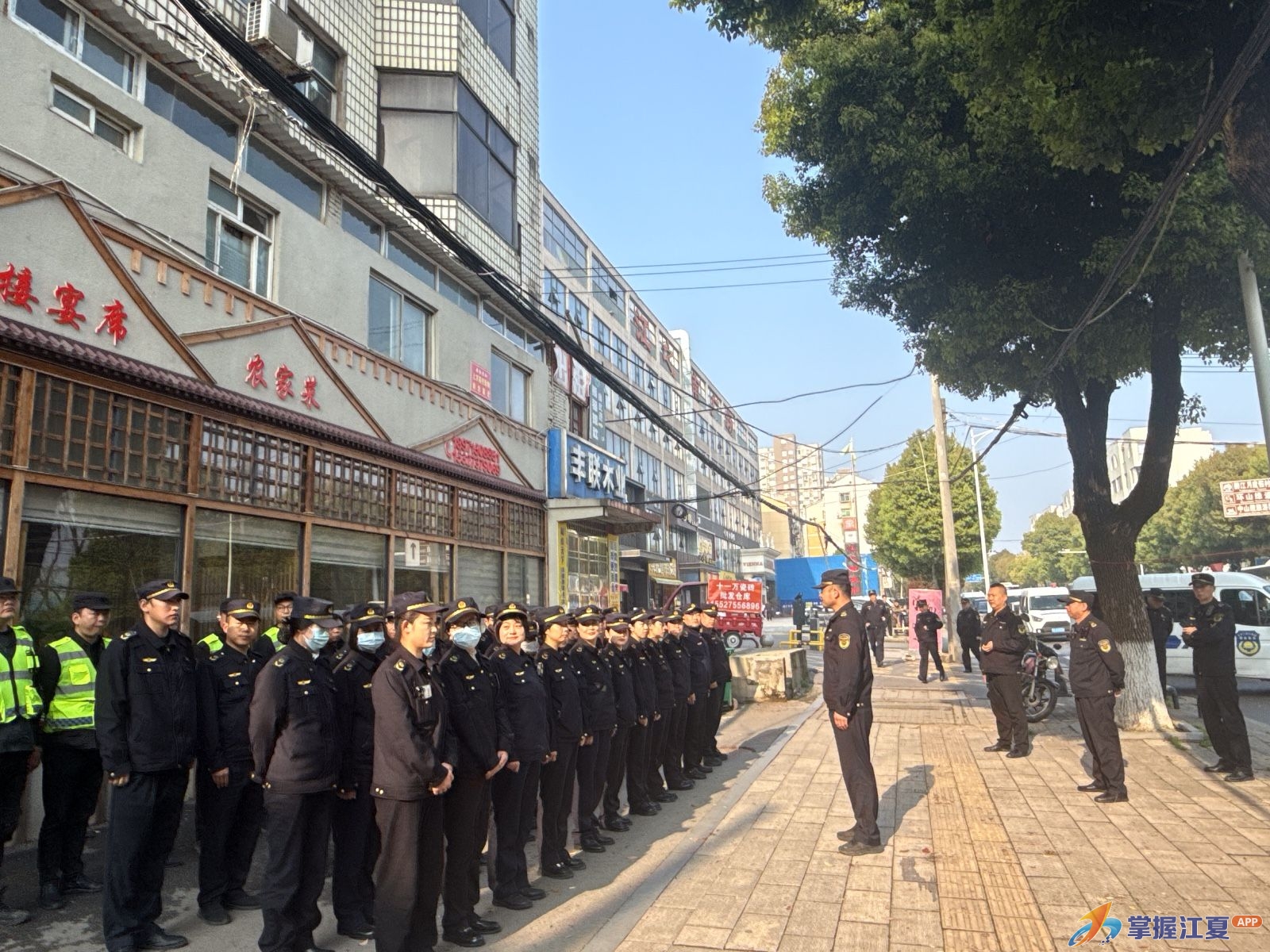 纸坊街道科技赋能拆违，高效整治辖区违法搭建乱象