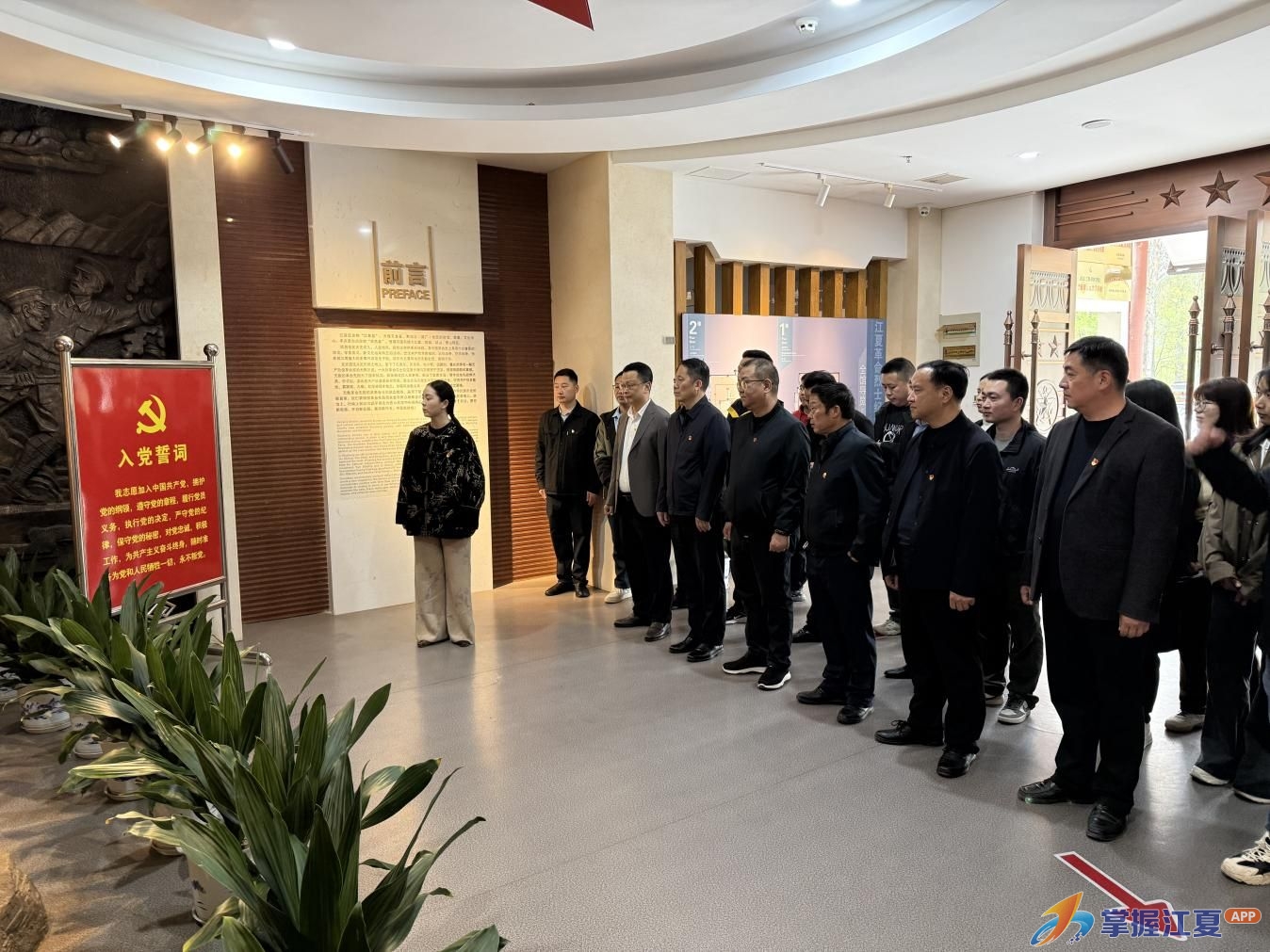 江夏区物控集团开展清明祭扫活动
