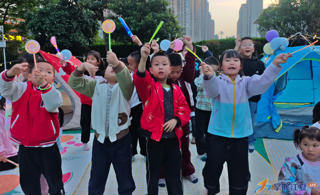江夏区中心幼儿园“今夜不回家”活动圆满举行