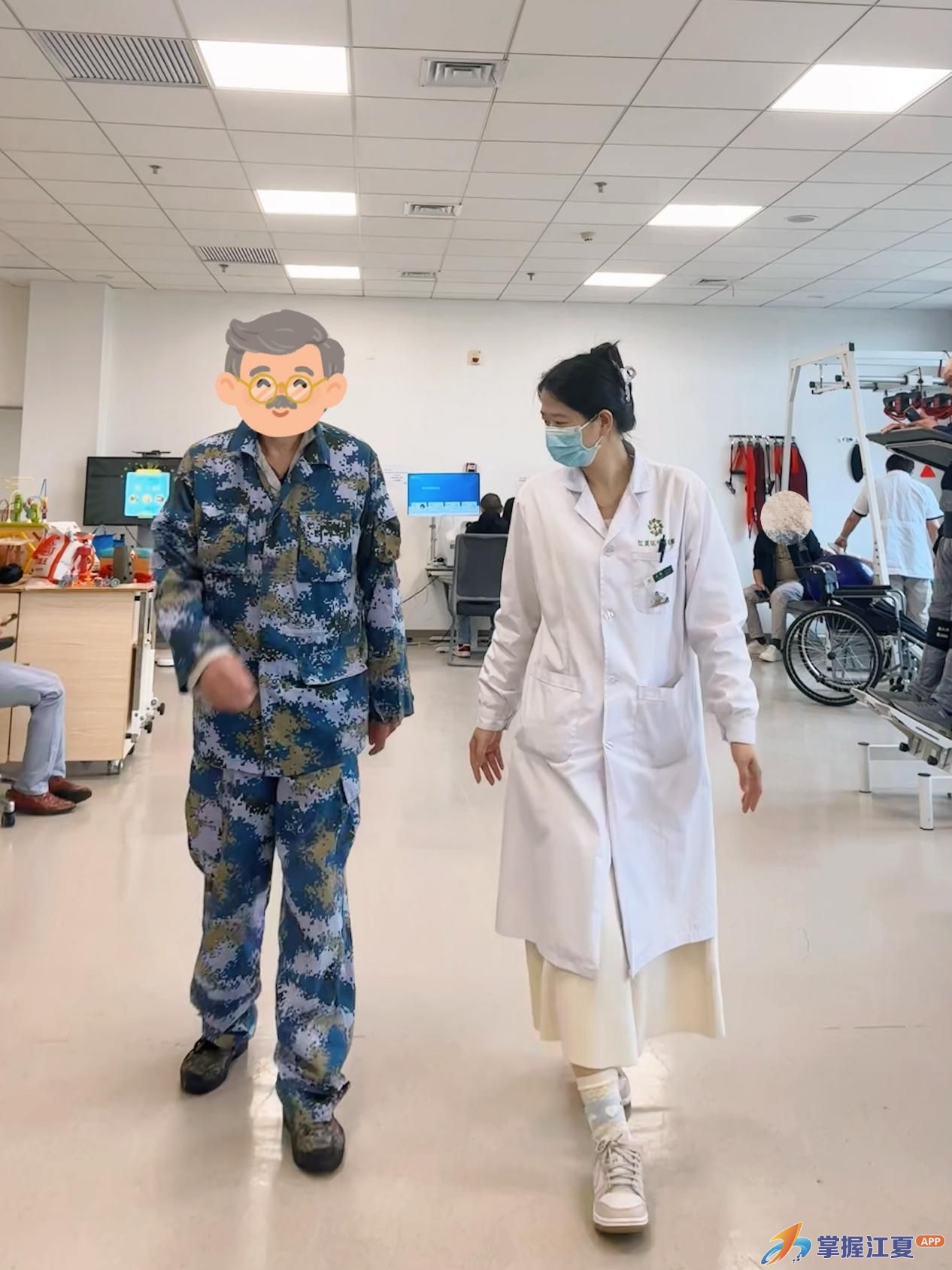 从卧床不起到自主行走：江夏中医康复点亮59岁脑梗患者生活希望