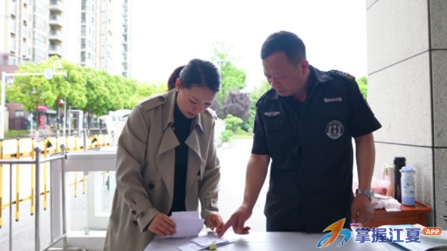 五一劳模吴艳霞：以脚步丈量校园 做教育路上的“点灯人”