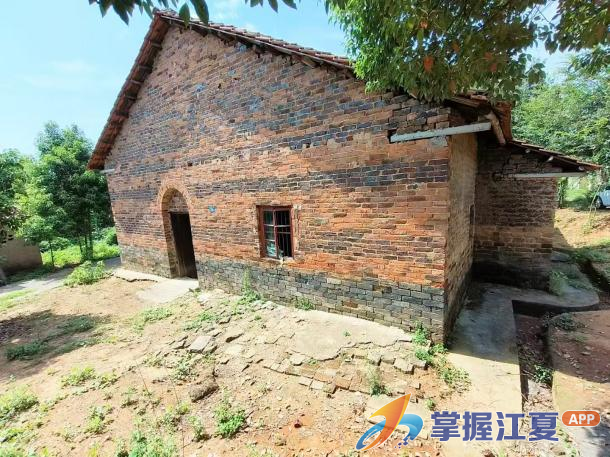 精细化管理“绣”出美丽乡村 江夏山坡韩家湾绘就宜居宜游新画卷