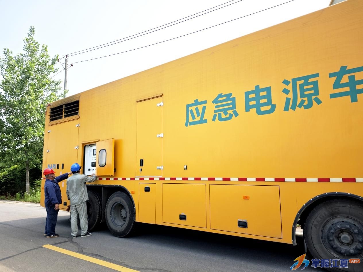 江夏农村电网升级改造有了“黑科技”