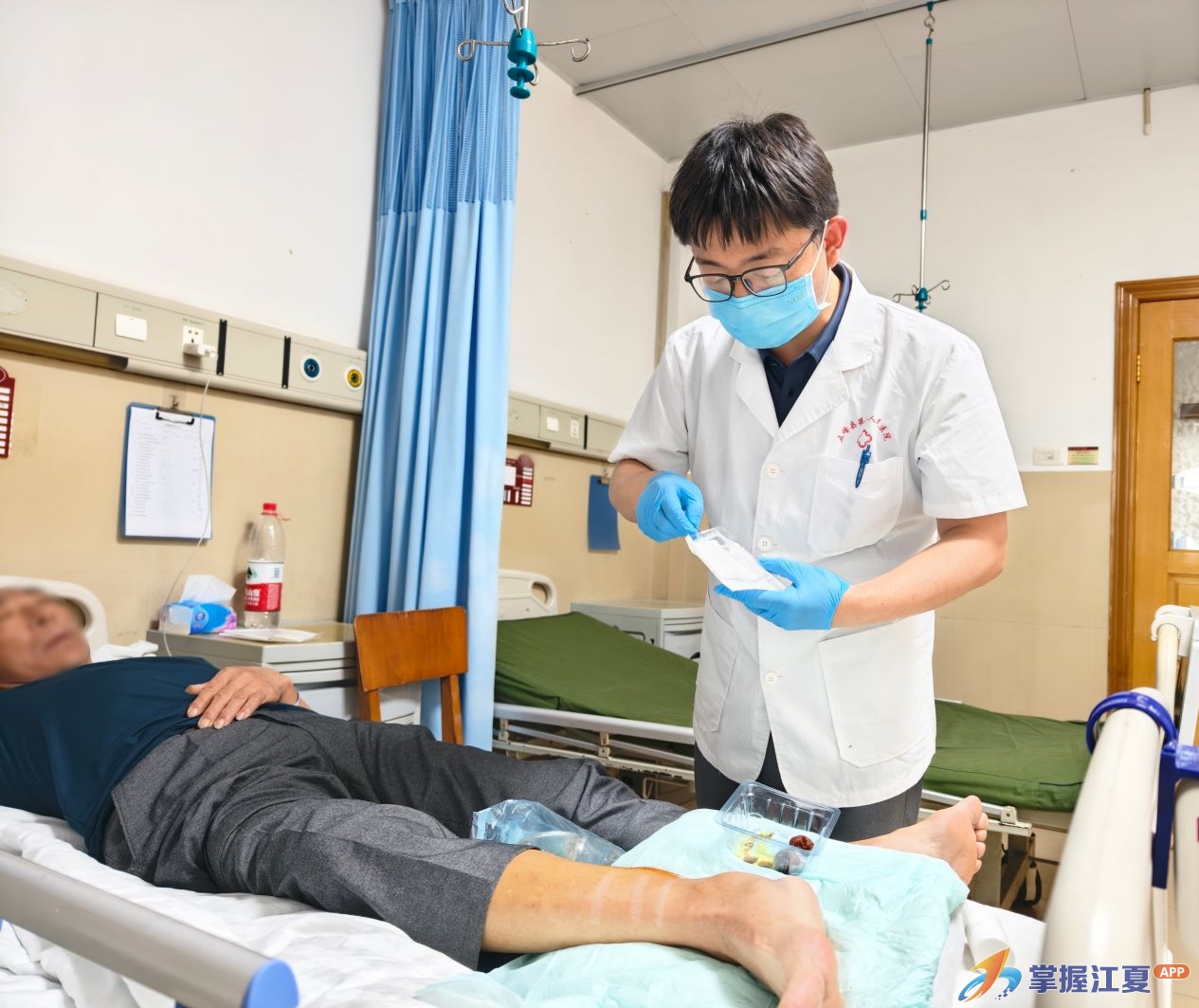 藏在小腿里的“痛源”！江夏援五峰医生精准手术解除患者三年病痛