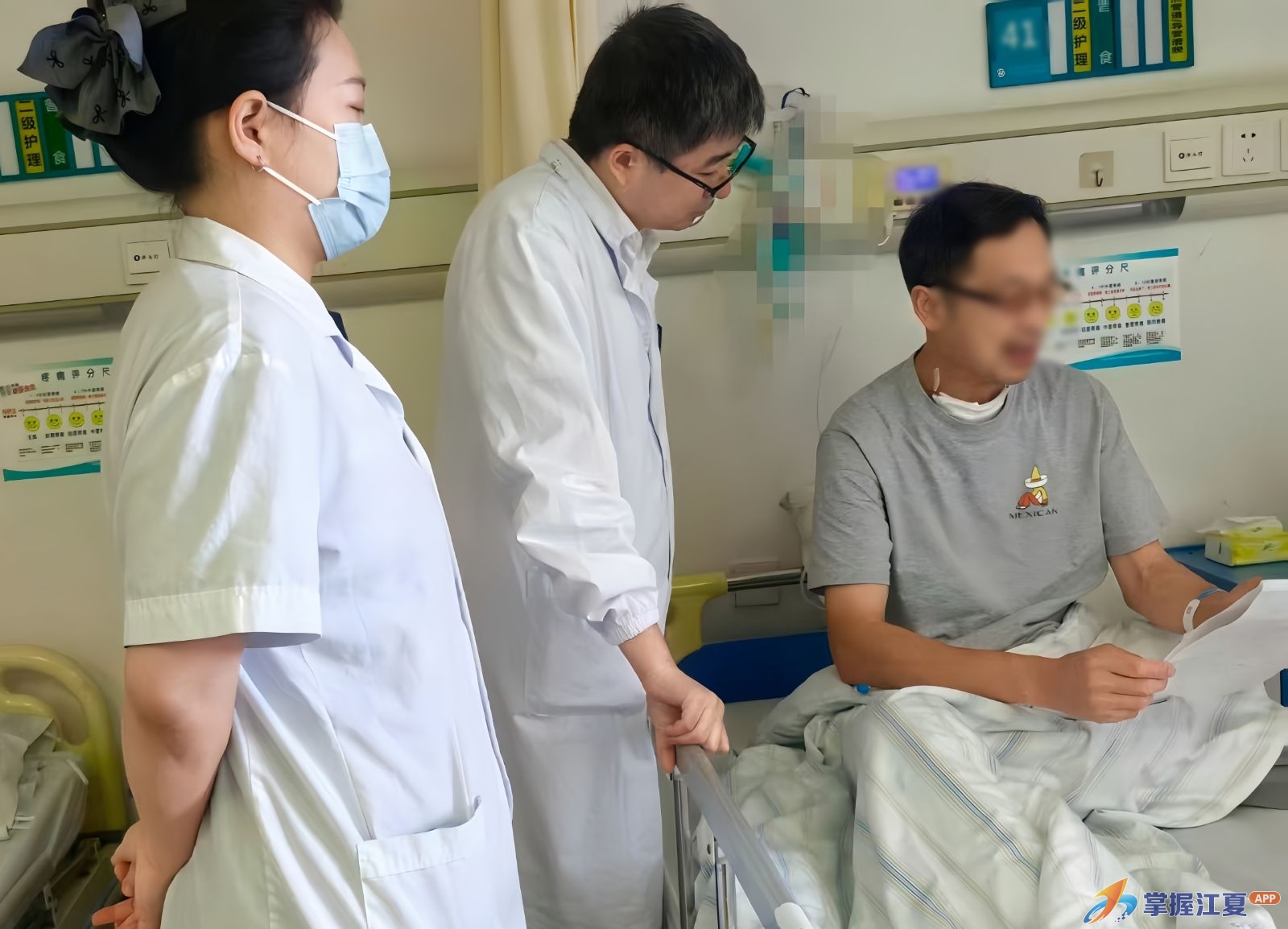 跨越百里的信任奔赴！阳新七旬老教师手写感谢信点赞江夏医护