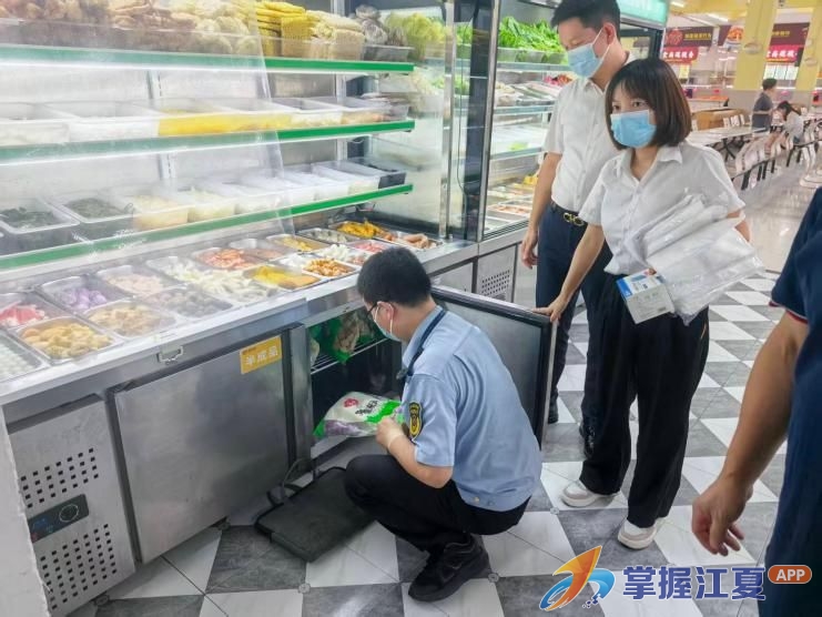 护航秋季开学季 守好校园 “舌尖安全”—— 栗庙市场监管所抓实校园及周边食品安全专项排查