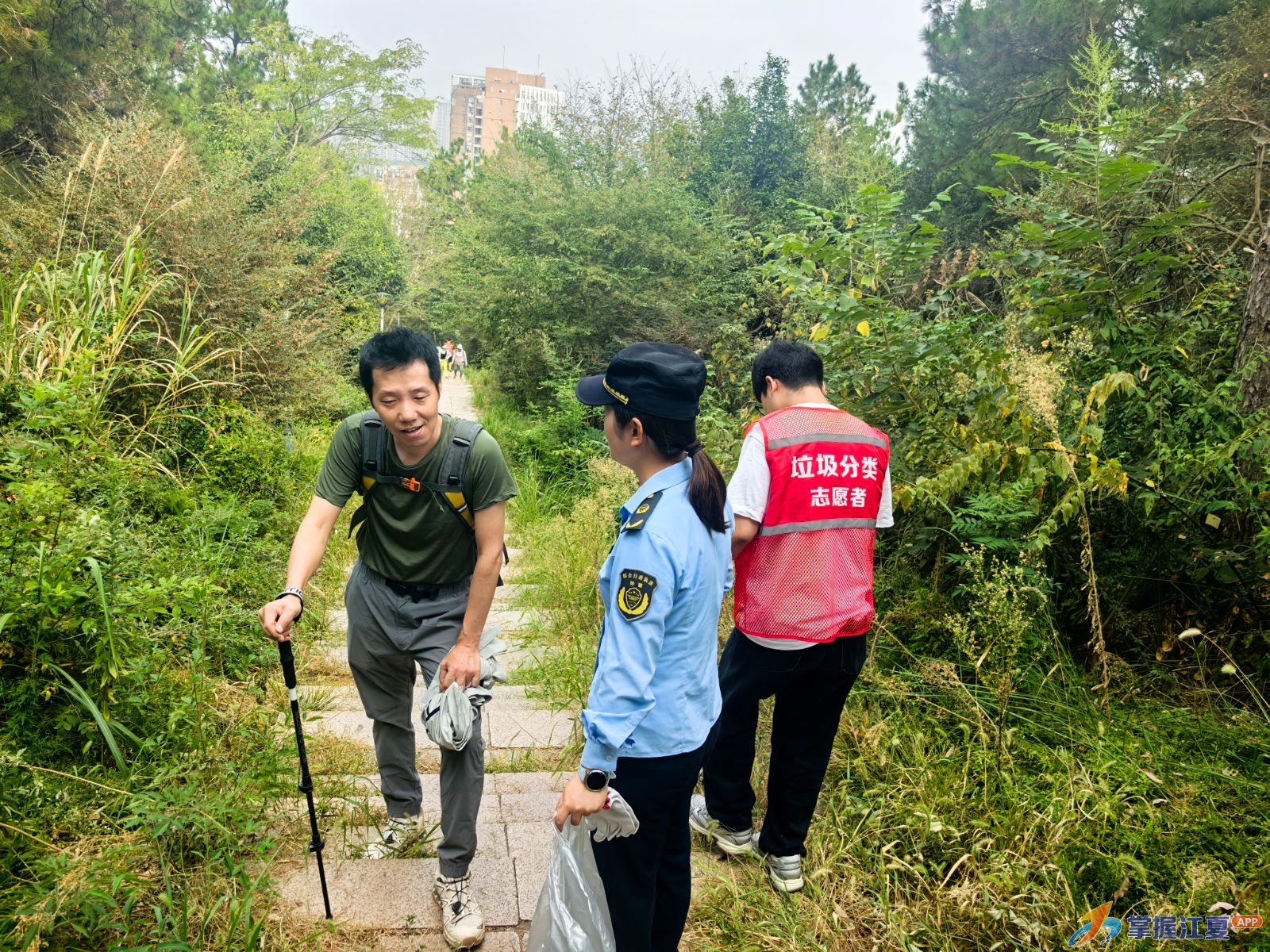 江夏区开展世界清洁地球日主题宣传活动