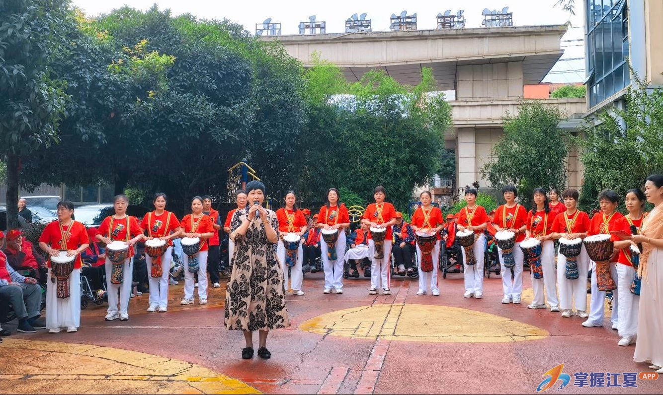 乐声寄重阳 温情伴长者｜江夏新濠康养中心敬老月文艺汇演欢乐上演